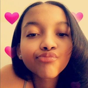 Meet your Posher, Cayla